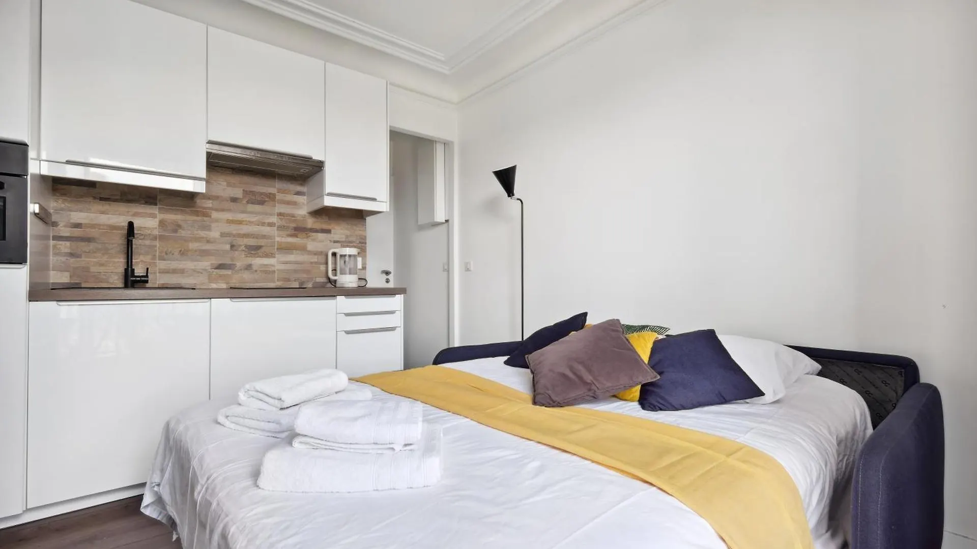Amazing View Apartment In Heart Of باريس 0*,  فرنسا